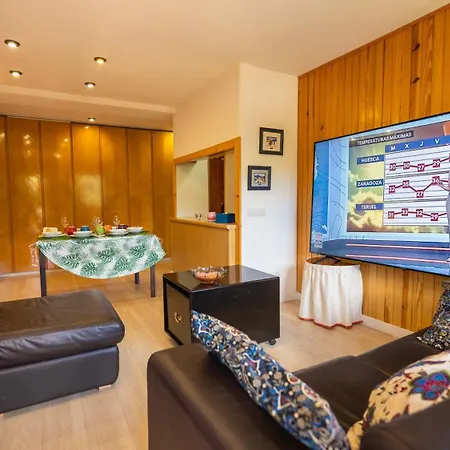 Inmobiliaria Formigal - admite mascotas * Formigal